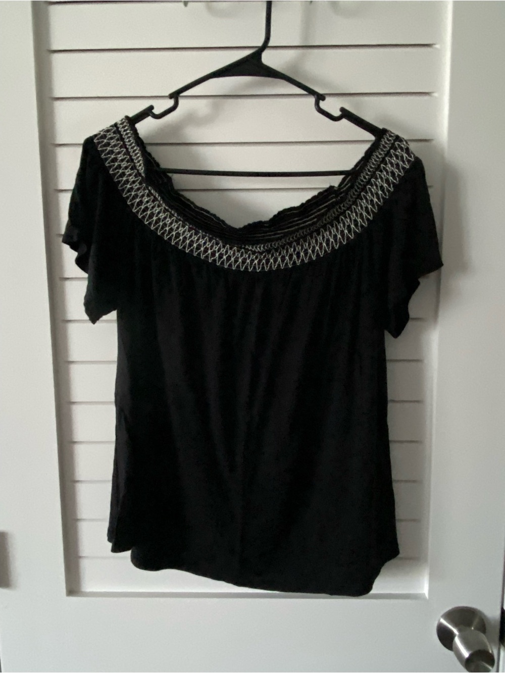 Old Navy Black Stitched On and Off the Shoulder Flowy Blouse Size XL